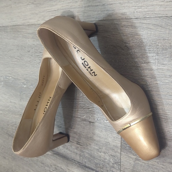 St. John Made in Italy Shoes - Picture 4 of 9